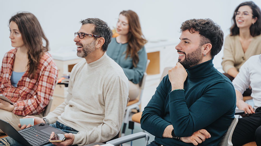Billede til nyheden AMR: Det er både obligatorisk og nødvendigt at tage på uddannelse